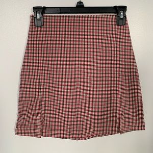Brandy Melville Skirt *NEVER WORN*